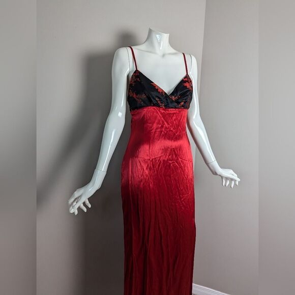 Christian Doucet Vintage 90s Red Satin Maxi Dress Women’s Formal Empire Gown - Picture 4 of 13